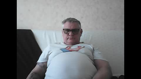 Snapshot of thierrysymp chatting on 03-06-25, 10:09 Thierrysymp online show from 03-06-25, 10:09