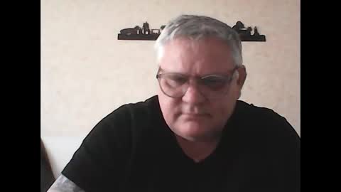 Snapshot of thierrysymp chatting on 03-11-25, 04:51 Thierrysymp online show from 03-11-25, 04:51