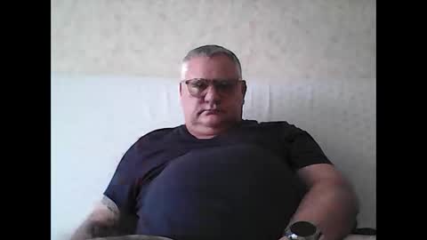 Snapshot of thierrysymp chatting on 10-21-25, 03:57 Thierrysymp online show from 10-21-25, 03:57