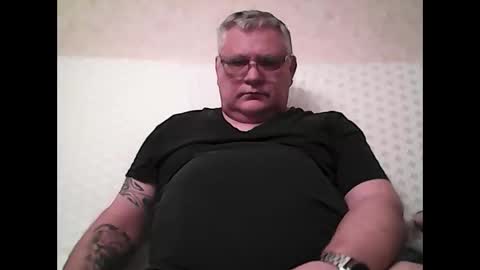 Snapshot of thierrysymp chatting on 11-12-25, 05:46 Thierrysymp online show from 11-12-25, 05:46