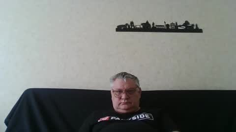 Snapshot of thierrysymp chatting on 02-20-26, 10:16 Thierrysymp online show from 02-20-26, 10:16