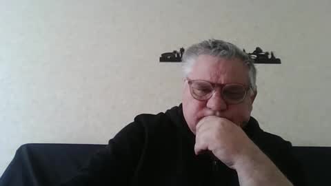 Snapshot of thierrysymp chatting on 02-26-26, 10:36 Thierrysymp online show from 02-26-26, 10:36