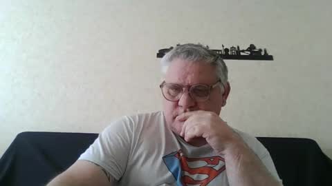 Snapshot of thierrysymp chatting on 03-04-26, 10:32 Thierrysymp online show from 03-04-26, 10:32
