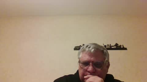 Snapshot of thierrysymp chatting on 04-03-26, 08:18 Thierrysymp online show from 04-03-26, 08:18