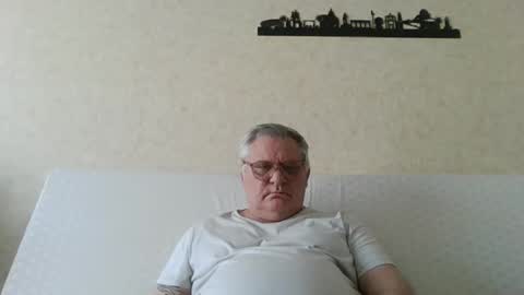 Snapshot of thierrysymp chatting on 04-05-26, 04:59 Thierrysymp online show from 04-05-26, 04:59