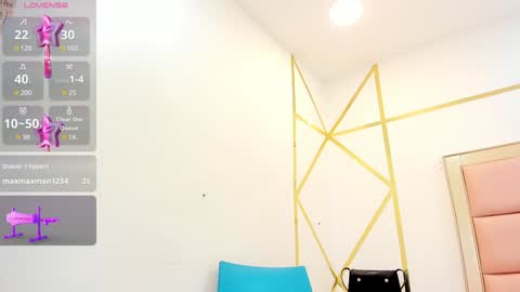 Thifany online show from 02-05-25, 10:55