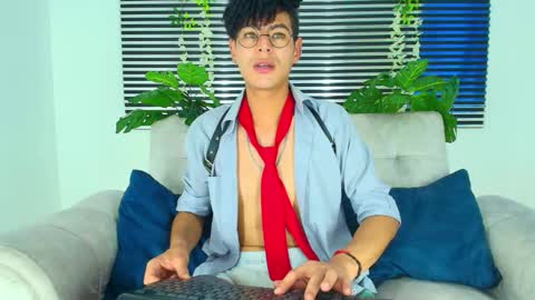 Thiago Saenzz online show from 02-11-26, 04:56