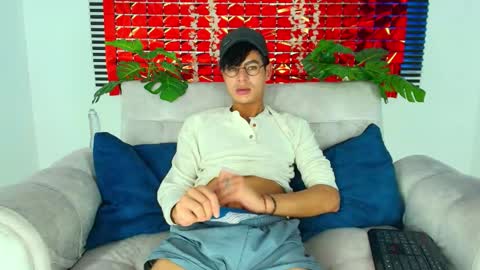 Thiago Saenzz online show from 02-12-26, 06:36