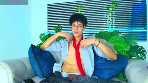 Thiago Saenzz online show from 03-13-26, 03:29