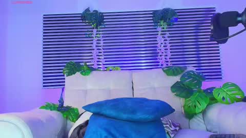Thiago Saenzz online show from 06-17-26, 03:35