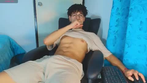 Thiago Saenzz online show from 06-24-26, 11:15