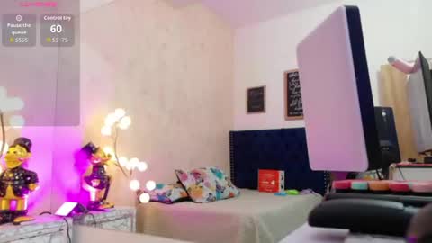 Eva  online show from 06-15-26, 12:07
