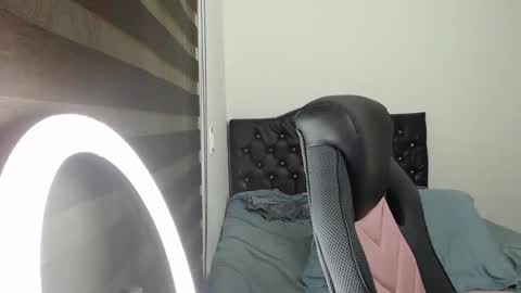 Snapshot of thin_tommy11 chatting on 01-26-25, 02:14 thin_tommy11 online show from 01-26-25, 02:14