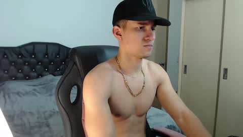 Snapshot of thin_tommy11 chatting on 01-31-25, 04:25 thin_tommy11 online show from 01-31-25, 04:25