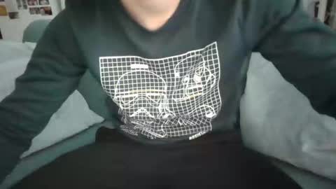 Snapshot of thinboy2 chatting on 12-09-24, 02:06 Thinboy2 online show from 12-09-24, 02:06