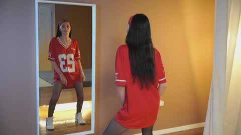 Snapshot of this_is_lilly chatting on 05-25-26, 03:07 Lilly online show from 05-25-26, 03:07