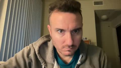 Snapshot of thisbigjewishdick chatting on 01-09-25, 12:57 This Big Jewish Dick online show from 01-09-25, 12:57