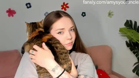 Amelia  shows on mondays fridays and sundays  if anything changes im giving updates on my fansly  online show from 05-10-26, 04:23