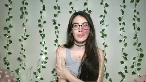 Snapshot of thistlefernsby chatting on 07-02-26, 03:23 thistlefernsby online show from 07-02-26, 03:23