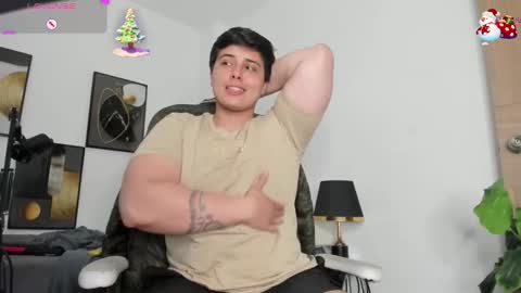 Snapshot of thom_ohtani chatting on 11-06-25, 02:01 thom_ohtani online show from 11-06-25, 02:01