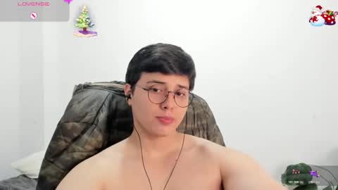 Snapshot of thom_ohtani chatting on 11-08-25, 02:45 thom_ohtani online show from 11-08-25, 02:45