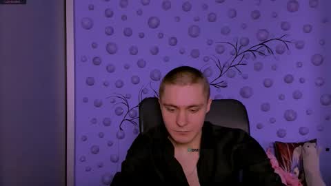 Snapshot of thomas_crow chatting on 02-22-26, 10:03 thomas_crow online show from 02-22-26, 10:03