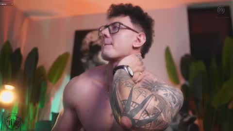 Thomas Falcon online show from 11-27-25, 11:29