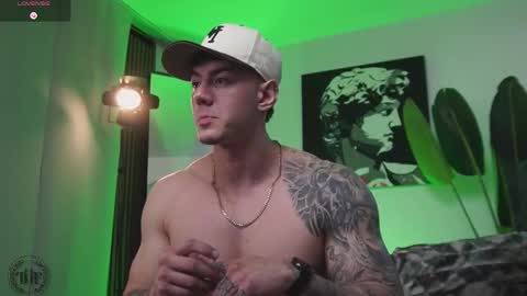 Thomas Falcon online show from 02-03-26, 08:03