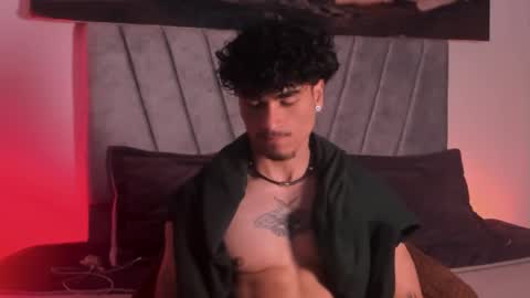 Thomas 3  JUST STAY AND BE MY LAST LOVE online show from 11-25-25, 07:03