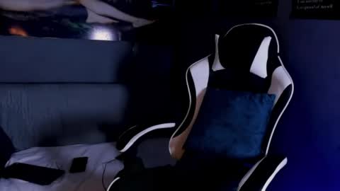 Thomas 3  JUST STAY AND BE MY LAST LOVE online show from 05-07-26, 03:34