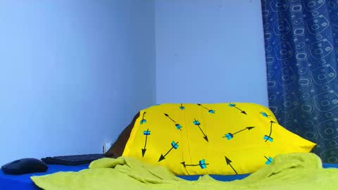 thomas_ks11 online show from 03-18-26, 02:58