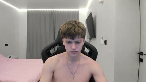 Snapshot of thomas_shelbivip chatting on 04-11-26, 07:07 Tomas online show from 04-11-26, 07:07