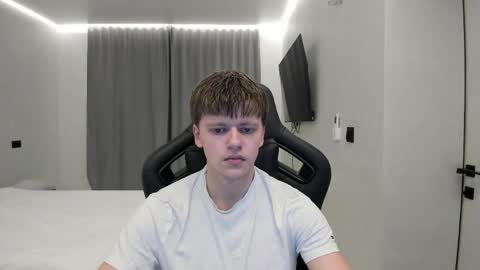 Snapshot of thomas_shelbivip chatting on 04-13-26, 06:57 Tomas online show from 04-13-26, 06:57