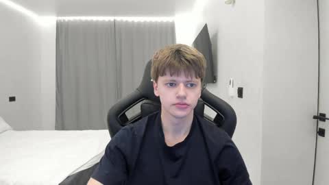 Snapshot of thomas_shelbivip chatting on 04-16-26, 06:09 Tomas online show from 04-16-26, 06:09