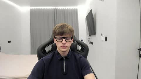Snapshot of thomas_shelbivip chatting on 05-02-26, 06:57 Tomas online show from 05-02-26, 06:57