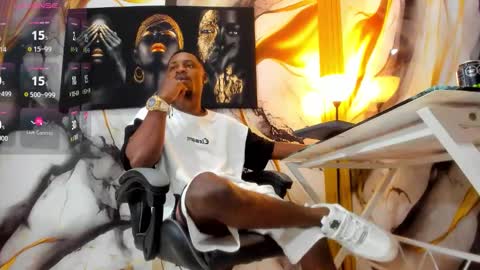 Thomas online show from 11-25-25, 03:28