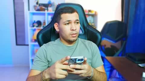 Thomas online show from 10-28-25, 08:40