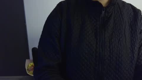 VALERIA online show from 01-18-25, 02:47