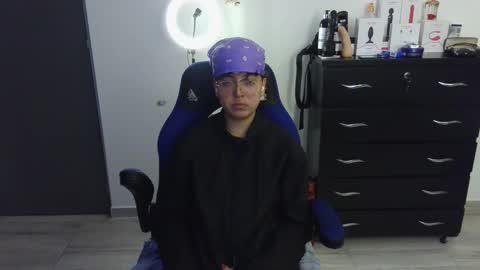 VALERIA online show from 02-20-25, 02:07