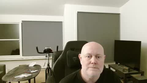 thomash32 online show from 10-13-25, 06:52