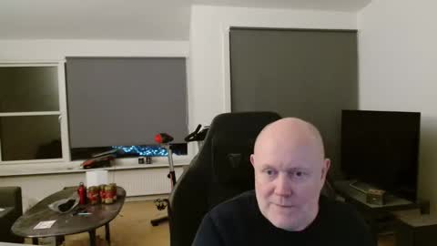 Snapshot of thomash32 chatting on 12-14-25, 06:23 thomash32 online show from 12-14-25, 06:23