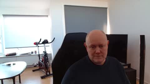 Snapshot of thomash32 chatting on 02-03-26, 02:00 thomash32 online show from 02-03-26, 02:00