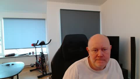 Snapshot of thomash32 chatting on 02-07-26, 08:18 thomash32 online show from 02-07-26, 08:18