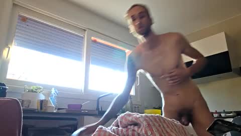 thomasjeunue84 online show from 11-09-25, 03:21