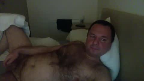 Snapshot of thomaspol chatting on 04-19-26, 10:12 Tom online show from 04-19-26, 10:12
