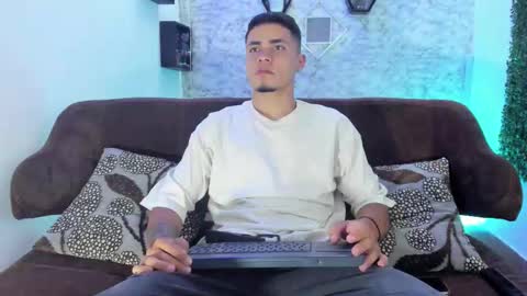 thomass_conor online show from 11-18-25, 06:12