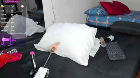 thomass royy online show from 02-25-25, 04:35