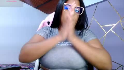 Snapshot of thommson_caroline chatting on 05-18-26, 10:59 Carol online show from 05-18-26, 10:59