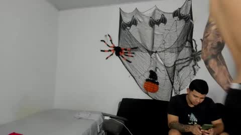 Snapshot of thomson_hot01 chatting on 10-30-25, 05:09 thomson_hot01 online show from 10-30-25, 05:09