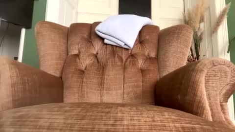 Snapshot of thomss123 chatting on 02-15-26, 01:09 thomss123 online show from 02-15-26, 01:09